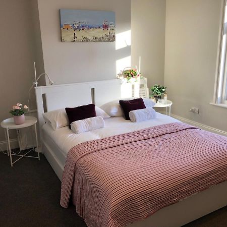 Three Bedroom City Home With Garden Southampton Bagian luar foto