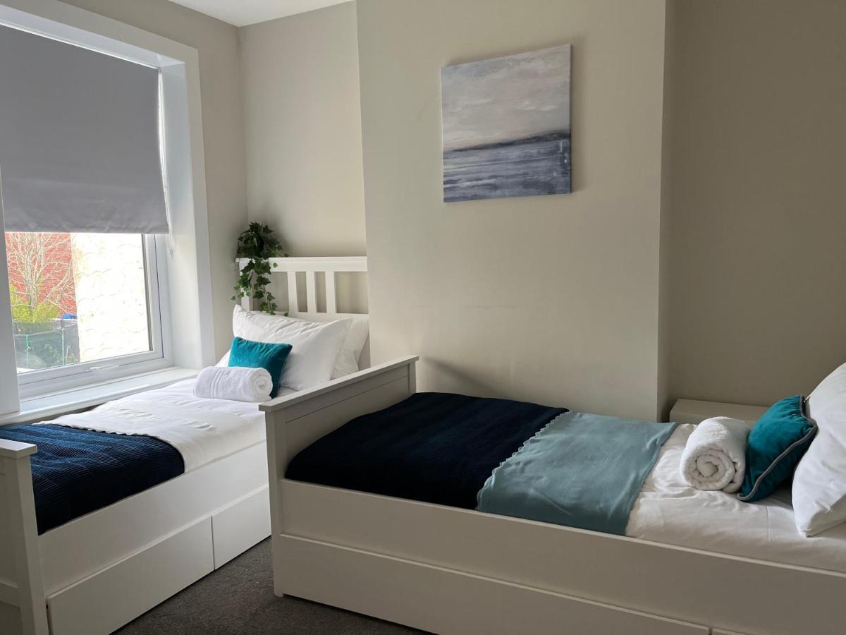 Three Bedroom City Home With Garden Southampton Bagian luar foto